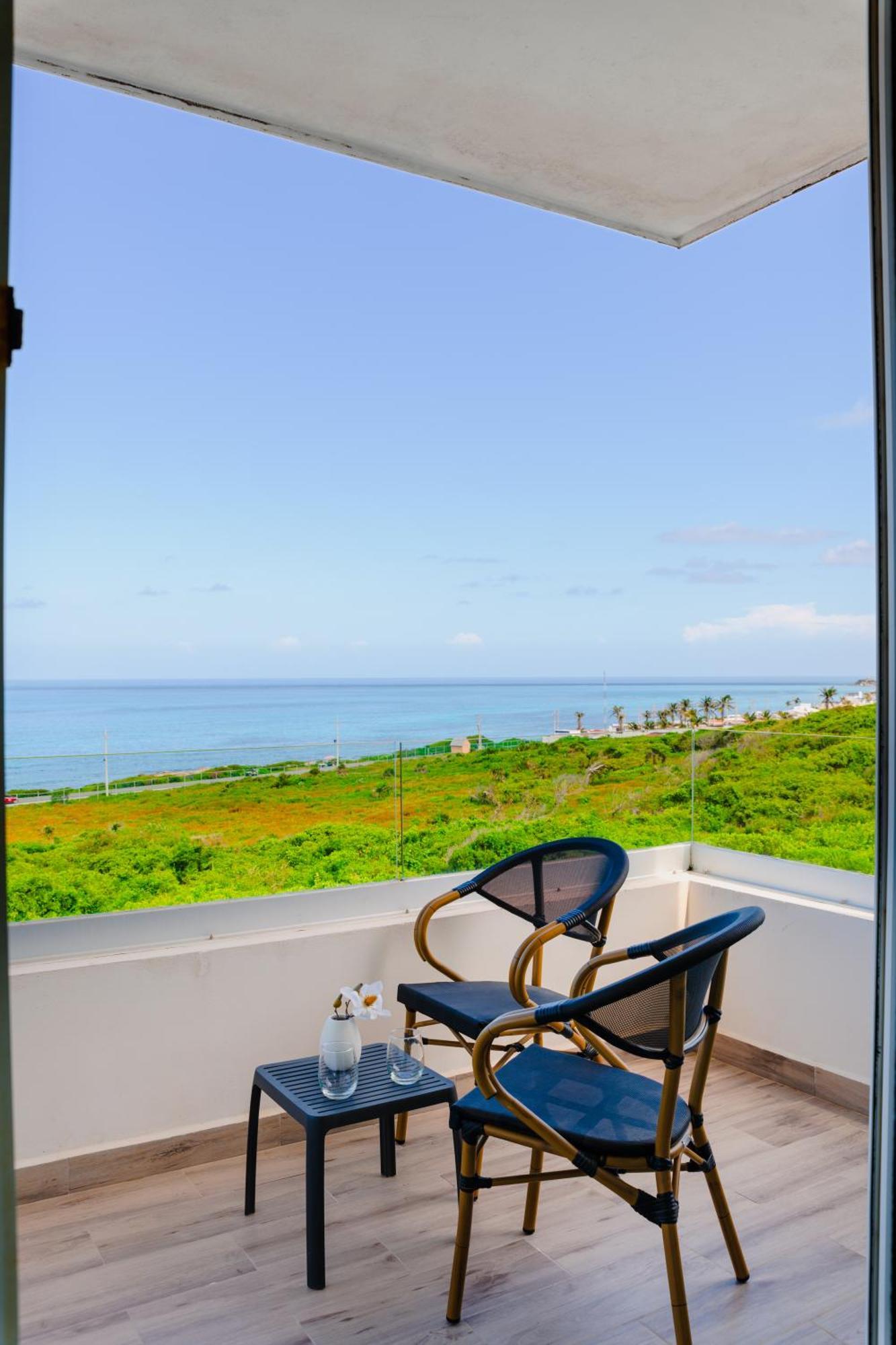 Azulea Isla Mujeres Hotel Exterior photo