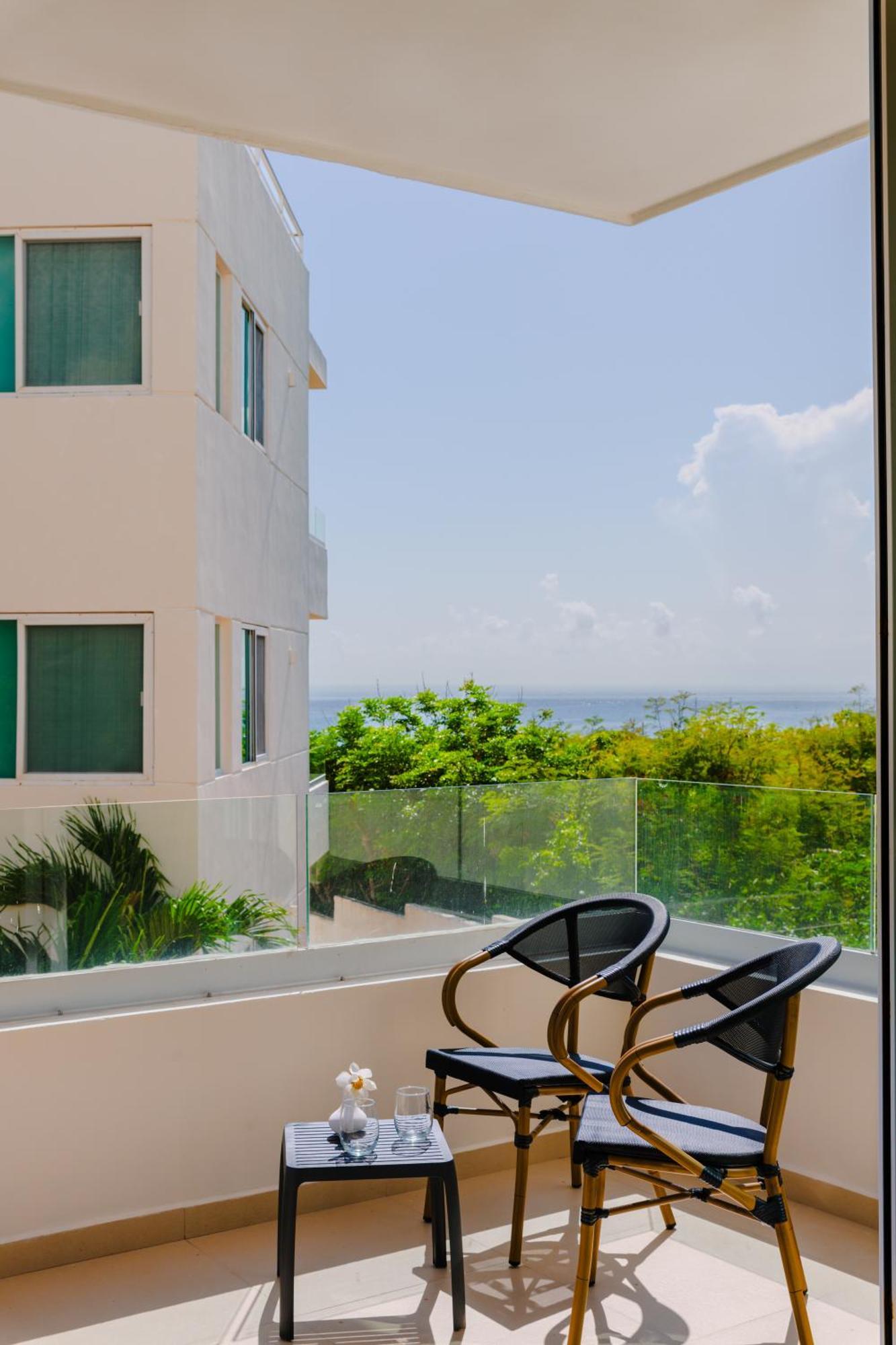 Azulea Isla Mujeres Hotel Exterior photo